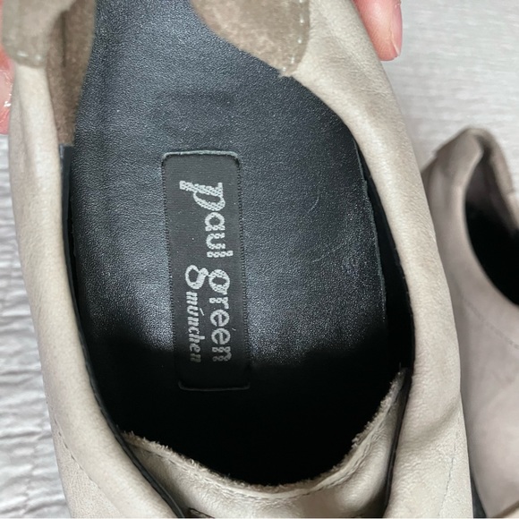 Paul Green neutral color leather/suede sneaker w/elastic tie - Picture 6 of 8